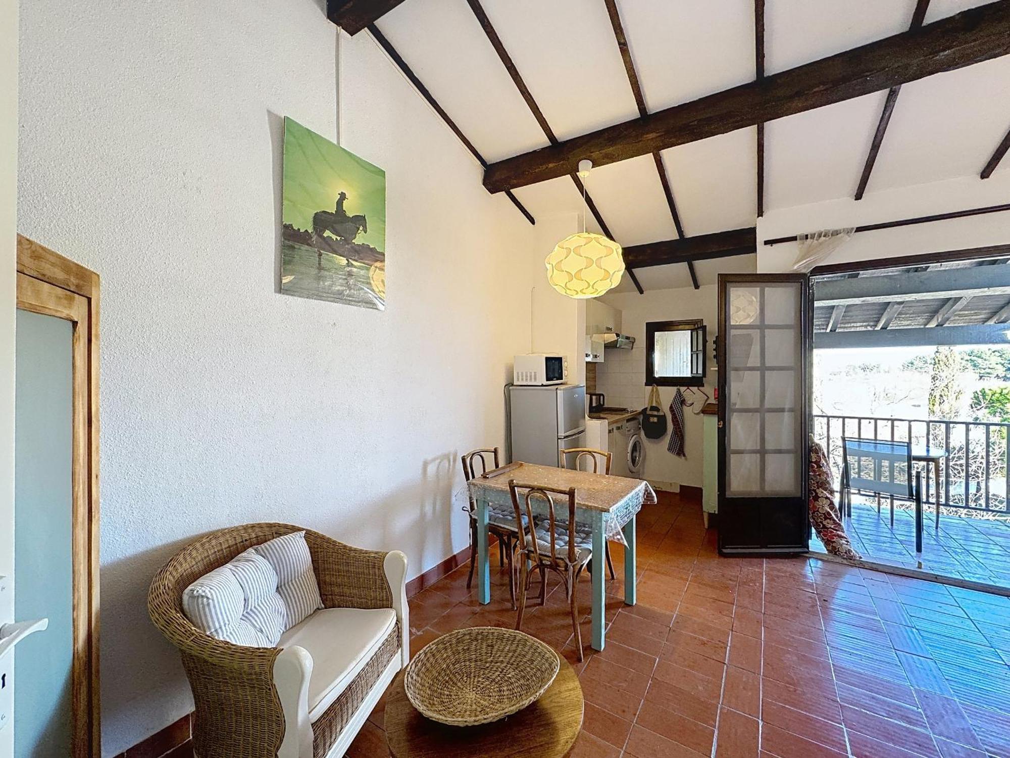 Apartment Avec Balcon Et Parking, Proche - Fr-1-475-168 *